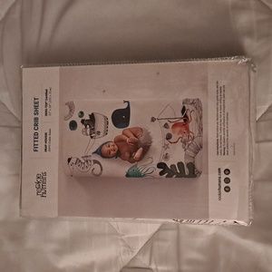 Fitted crib sheet- NIB- ocean life theme
